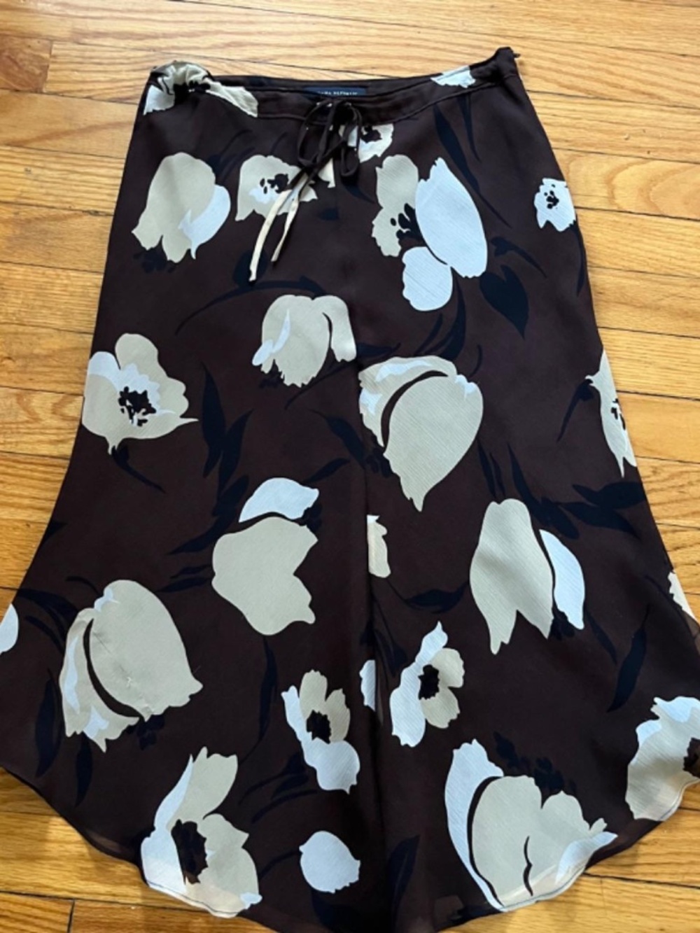 Vintage Banana Republic floral skirt! Y2K